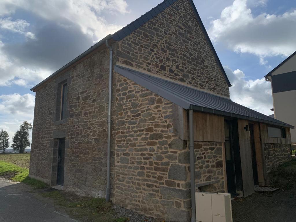Gite 3 Chambres En Bord De Rance La Ville-ès-Nonais Kültér fotó